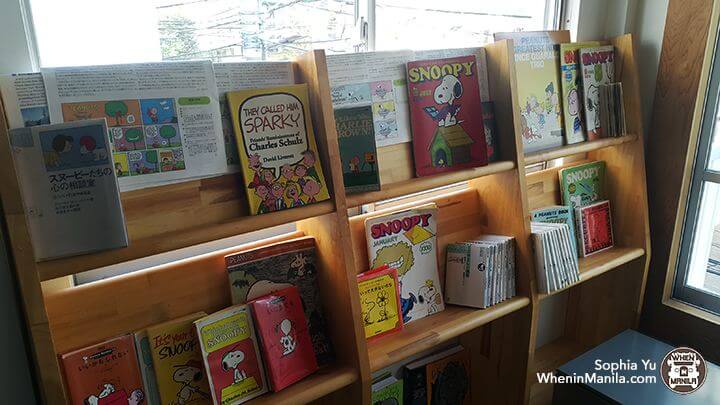 Peanuts Cafe-reading area