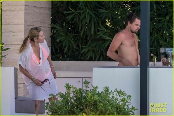 leo dicaprio goes shirtless on vacation with kate winslet 08 e1503851568716