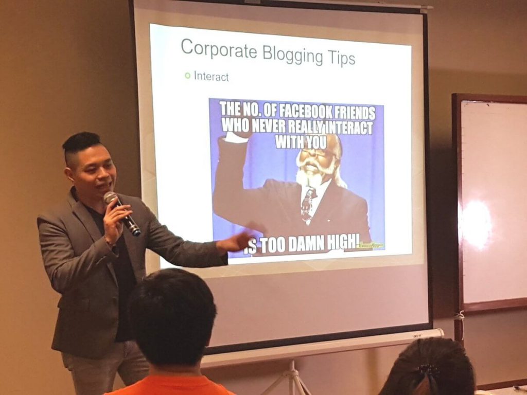 Vince Golangco corporate blogging tips company blog WhenInManila Philippines
