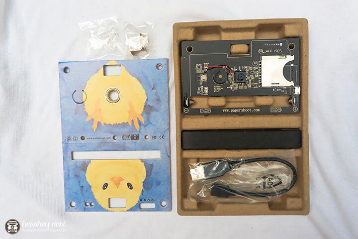 LOOK: You Can Now Take Instagram Photos With Paper! 3 papershoot14