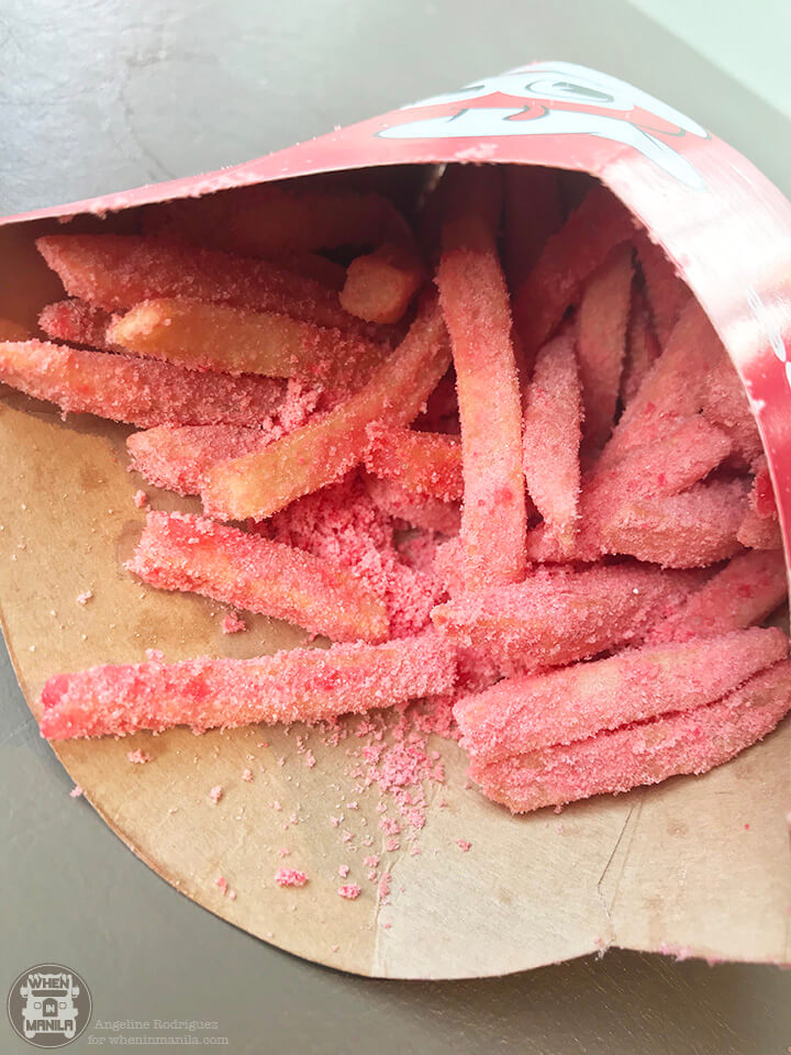 LOOK: Strawberry Flavors Have Invaded Jollibee! 3 Jollibee Strawberry 6