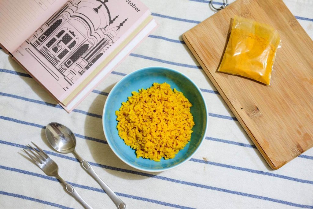 READ: 5 Easy-Peasy Ways To Spice Up The Plain Old White Rice 2 Turmeric Rice