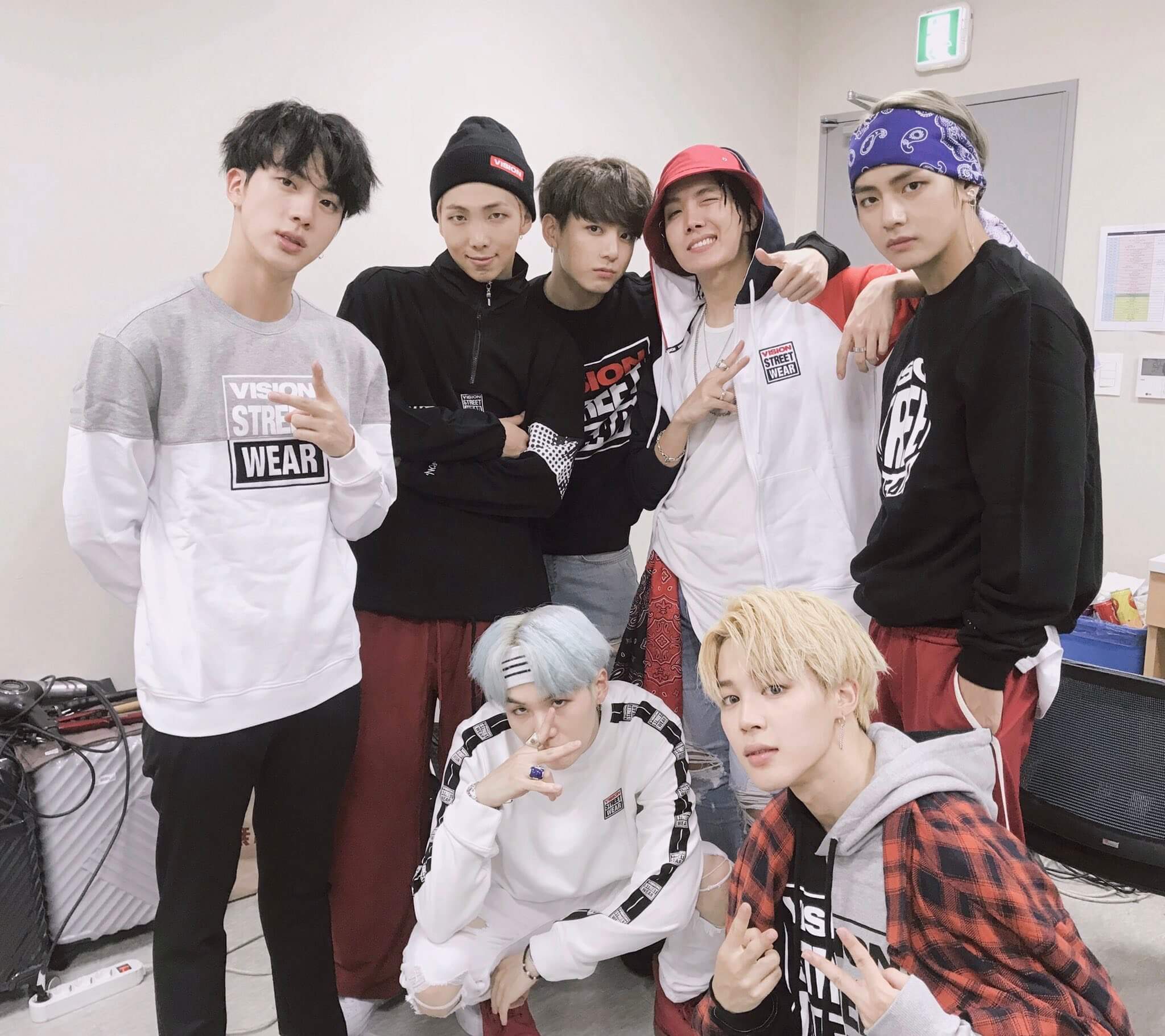 BTS group pic1 her era