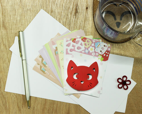 Love Pets? These Pet-Inspired Products Will Brighten Up Your Homes and Hearts 3 Inspired Pup Paper Weight