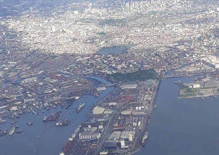 Manila-from-the-air-photo-by-Summer-Reyes-Carullo