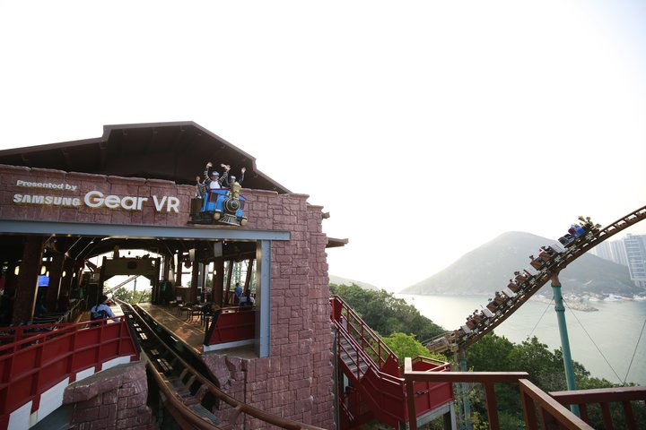 rsz mine train presented by samsung gear vr