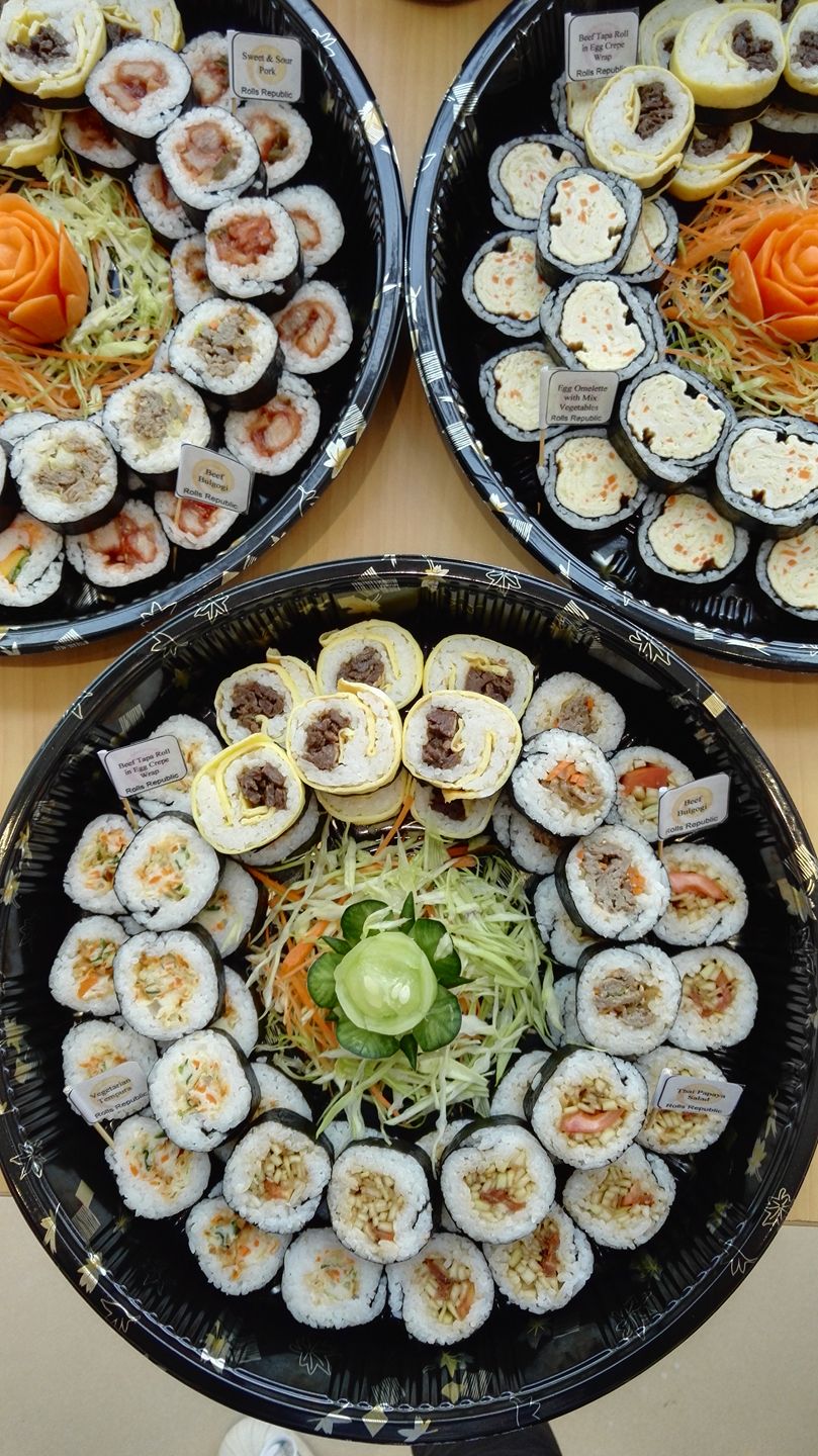 California Maki In Bilao