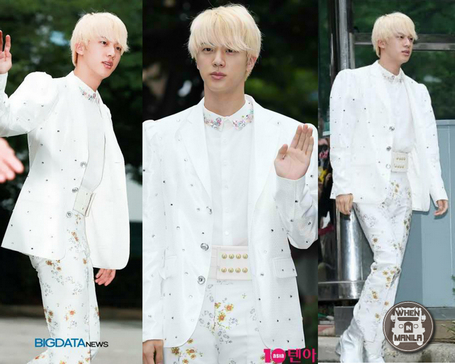 13 Times BTS Jin Proved He Truly is "Worldwide Handsome" 5 13TimesBTSJinProvedHeIsTrulyWorldwideHandsome2