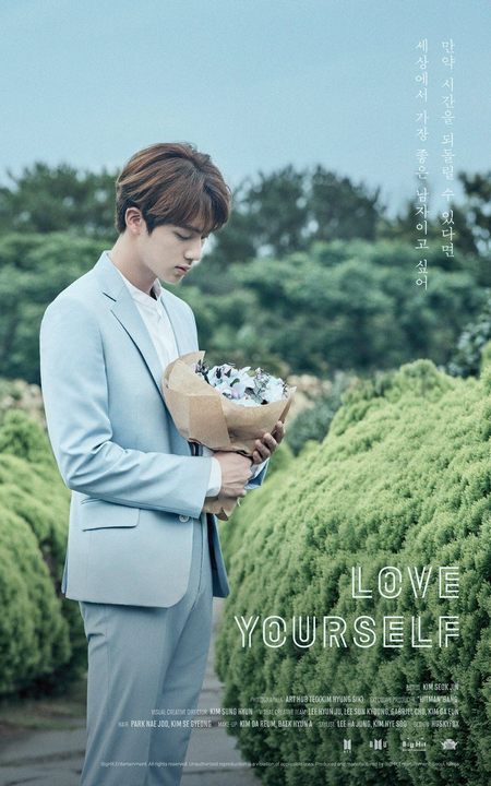13 Times BTS Jin Proved He Truly is "Worldwide Handsome" 11 13TimesBTSJinProvedHeIsTrulyWorldwideHandsome4