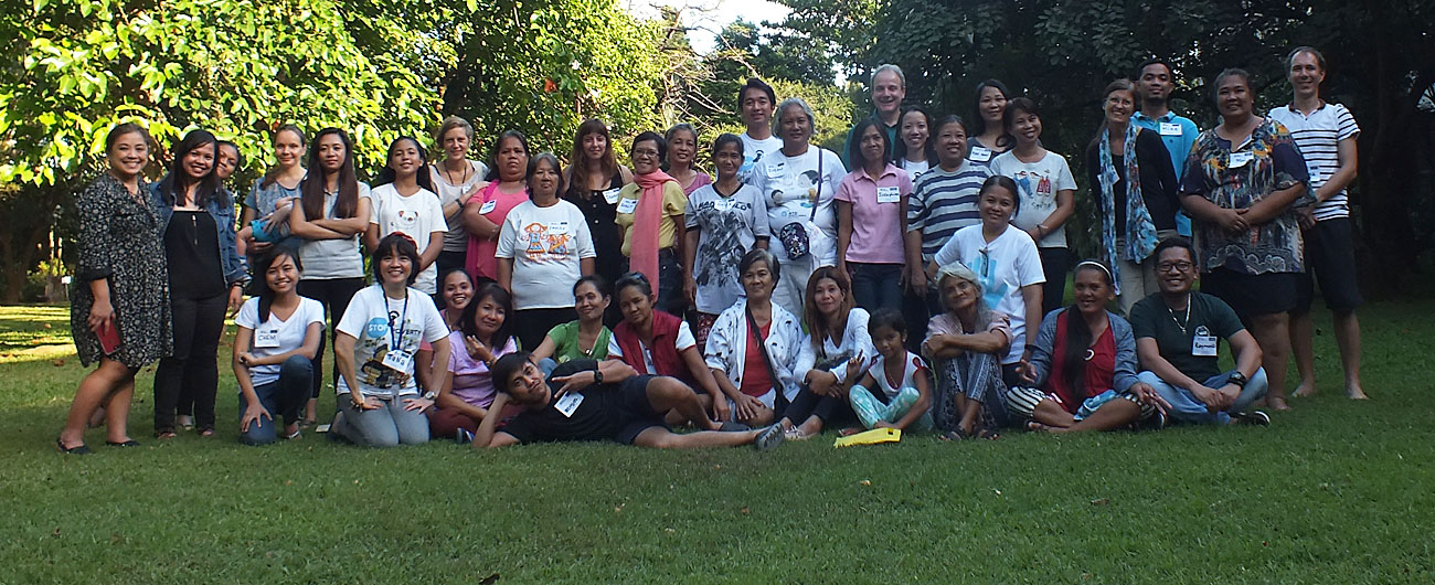 10 inspiring stories that will make you want to volunteer too! 2 Country Page3