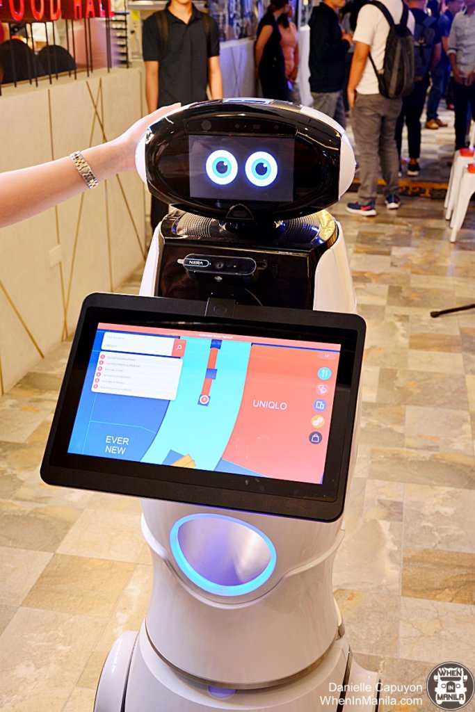 LOOK: SM Supermalls Introduces their Very Own Robot 2 DSC 9787
