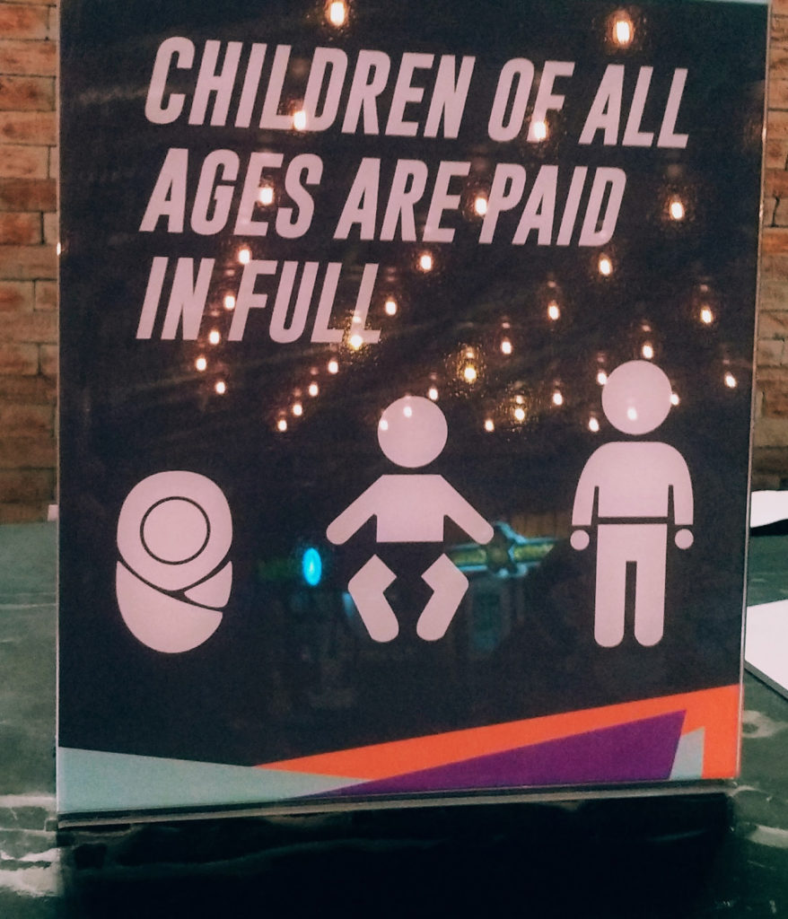 Should Children Really Have to Pay in Full in Cinemas? 1 Children Pay 2