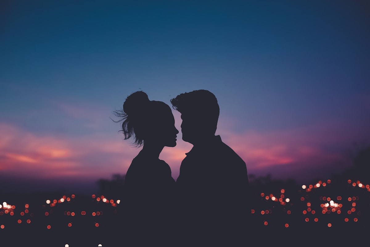 backlit couple dawn 1824684