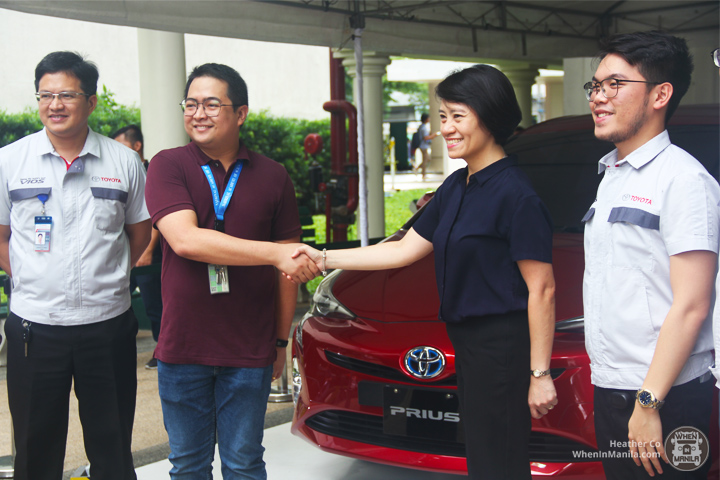 Toyota Hybrid Handshake