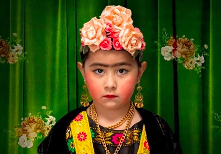 Scarlet Snow Belo