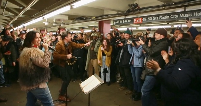 WATCH: Disguised Alanis Morissette Performs With Jimmy Fallon in New York Subway 2 Alanis NYC3 subway
