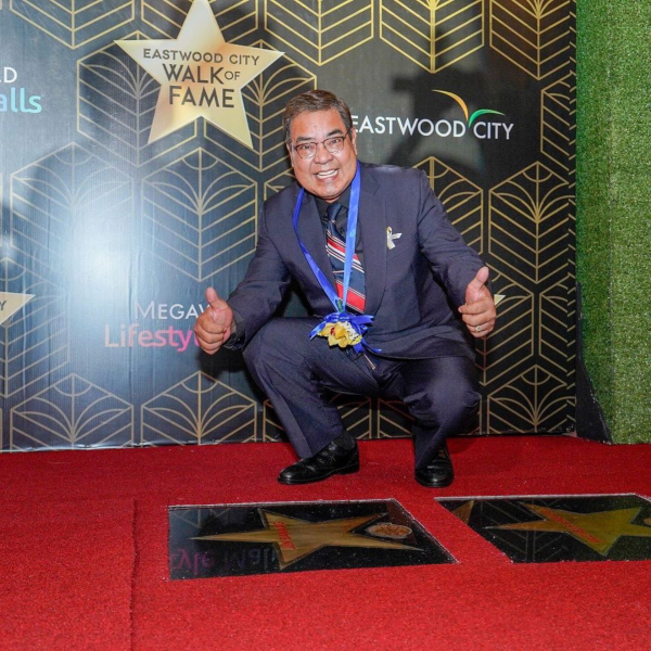 LOOK: These Local Celebrities Just Got Their Walk of Fame Stars! 7 Eastwood Walk of Fame Jun Banaag