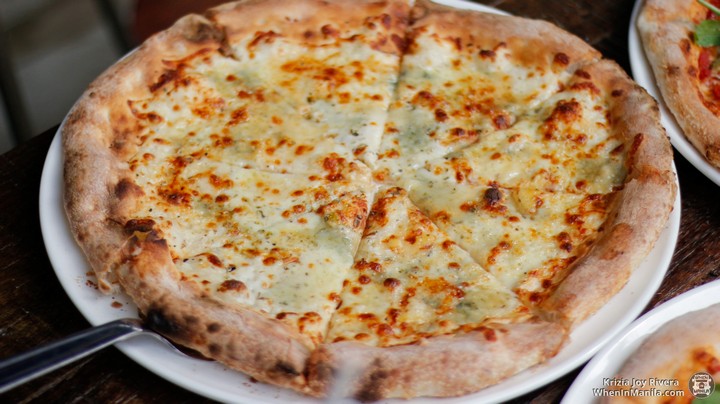 Firehouse Pizza: This New Pizza Place in the South is Making our Pizza-loving Hearts Swoon 6 firehouse pizza 11