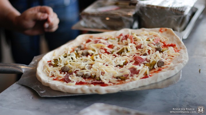 Firehouse Pizza: This New Pizza Place in the South is Making our Pizza-loving Hearts Swoon 1 firehouse pizza 14
