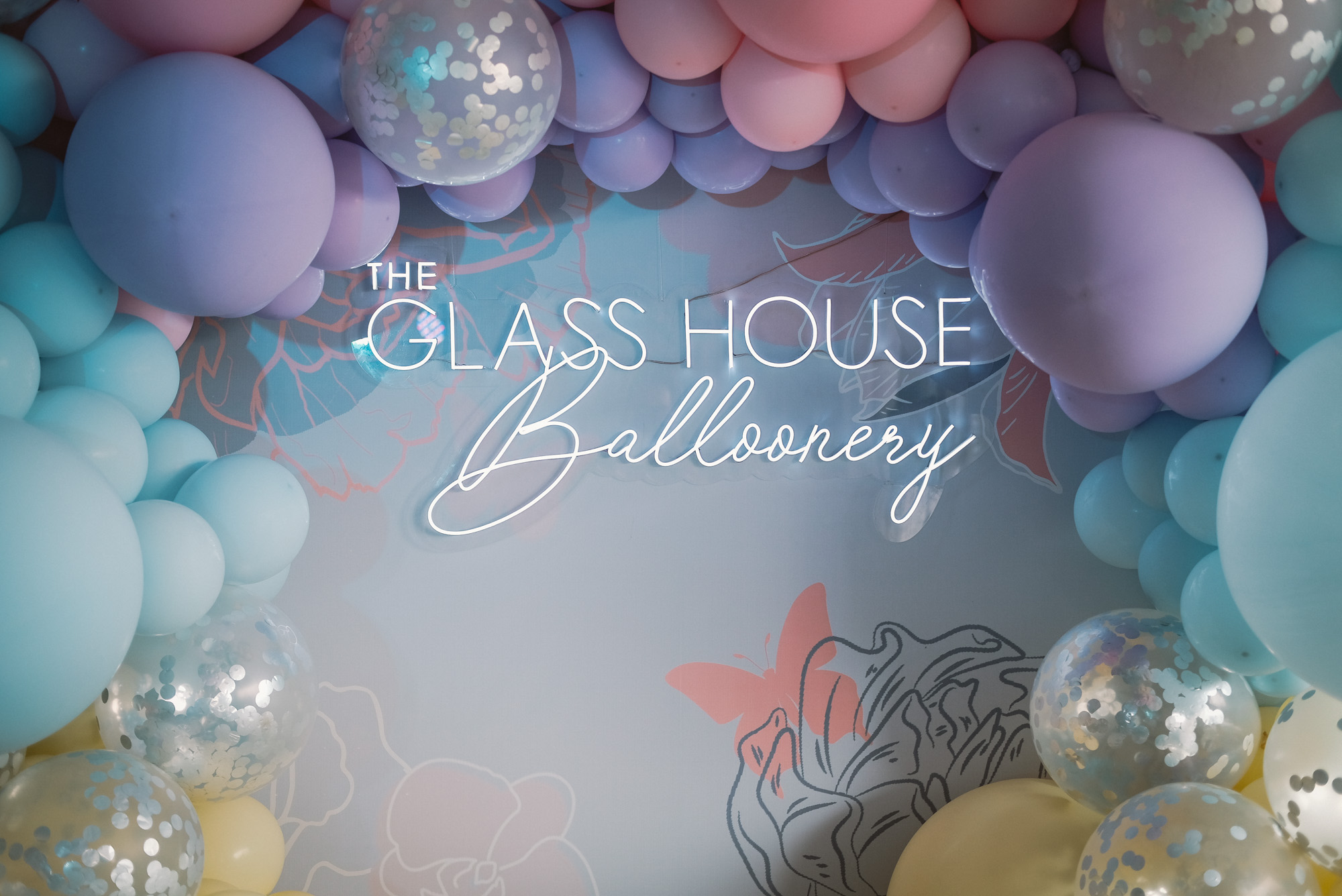 Glass House Balloonery Magic Liwanag 3