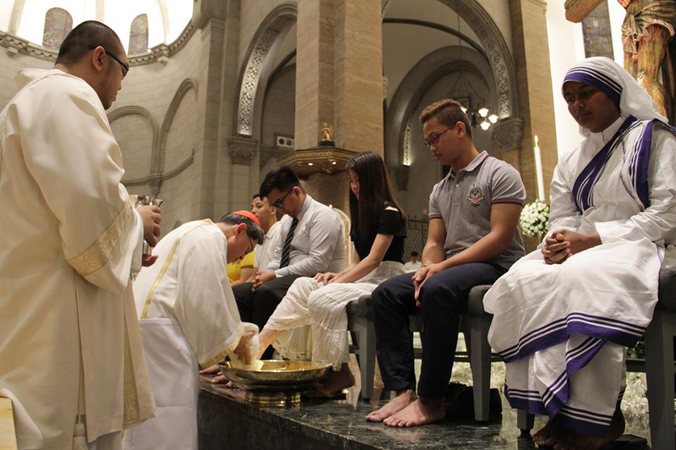 How to Celebrate Holy Week During Community Quarantine 2 Holy Week feet washing