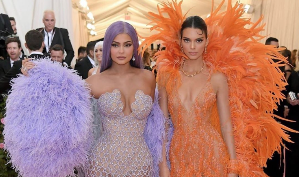 kendall jenner kylie jenner met gala