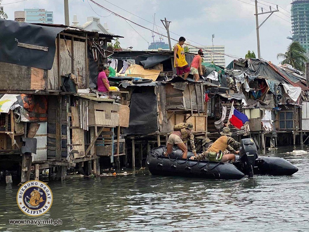 philippine navy baseco relief 4