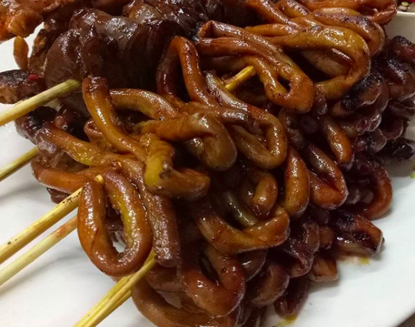 isaw on a plate