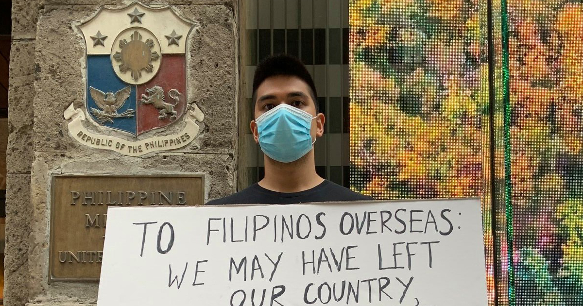 LOOK: Edu Manzano's Son Holds Solo Protest in New York to Speak Out Against PH Gov't 1 enzo manzano protest