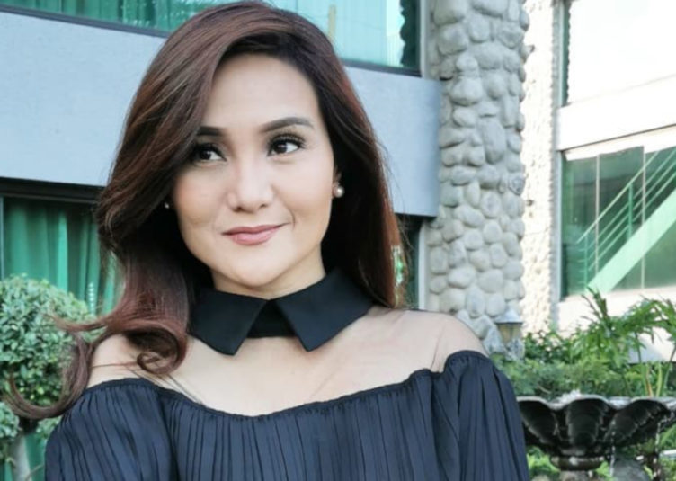 LOOK: Trans Pinoy Celebrity Wins International Award For Life Story