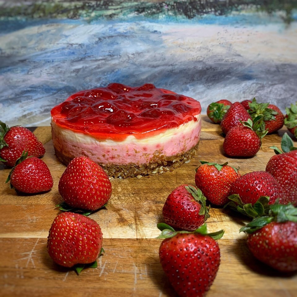 Matamis Na Oo Strawberry Cheesecake