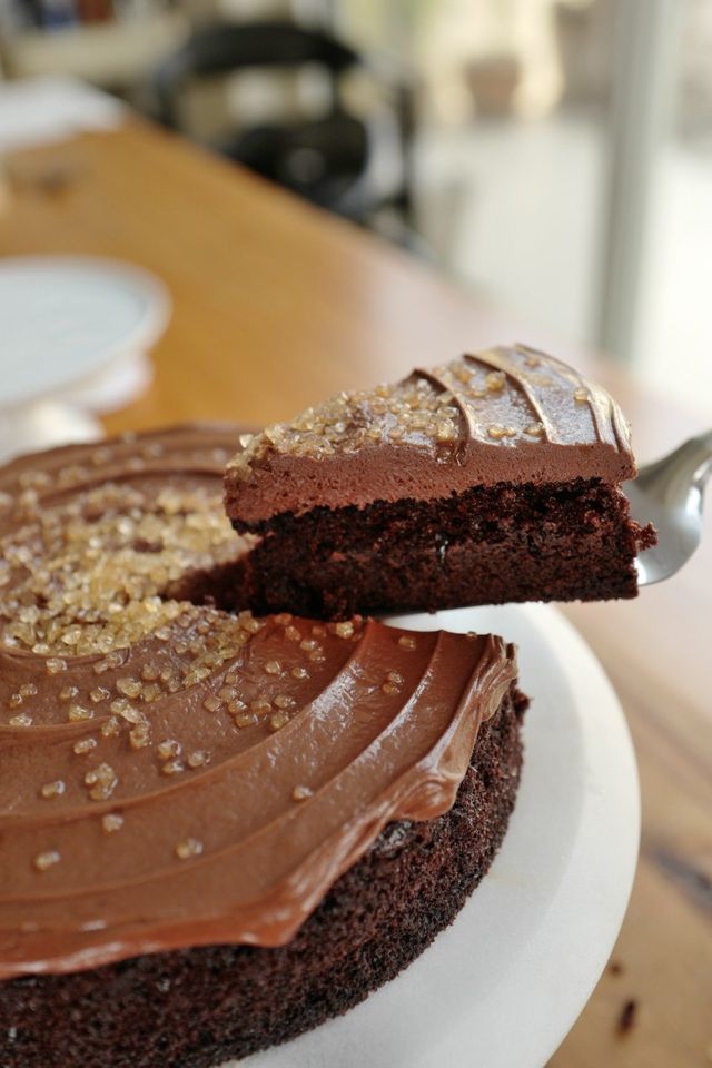 Sugarbee Salted Caramel Chocolate Cake