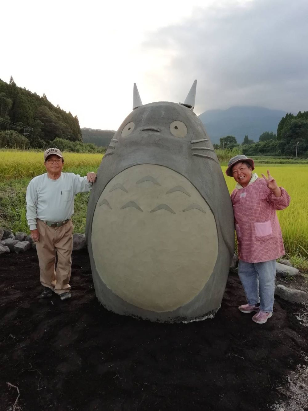 Life-size Totoro statue, Takaharu Town, Miyazaki Japan - My Neighbor Totoro location