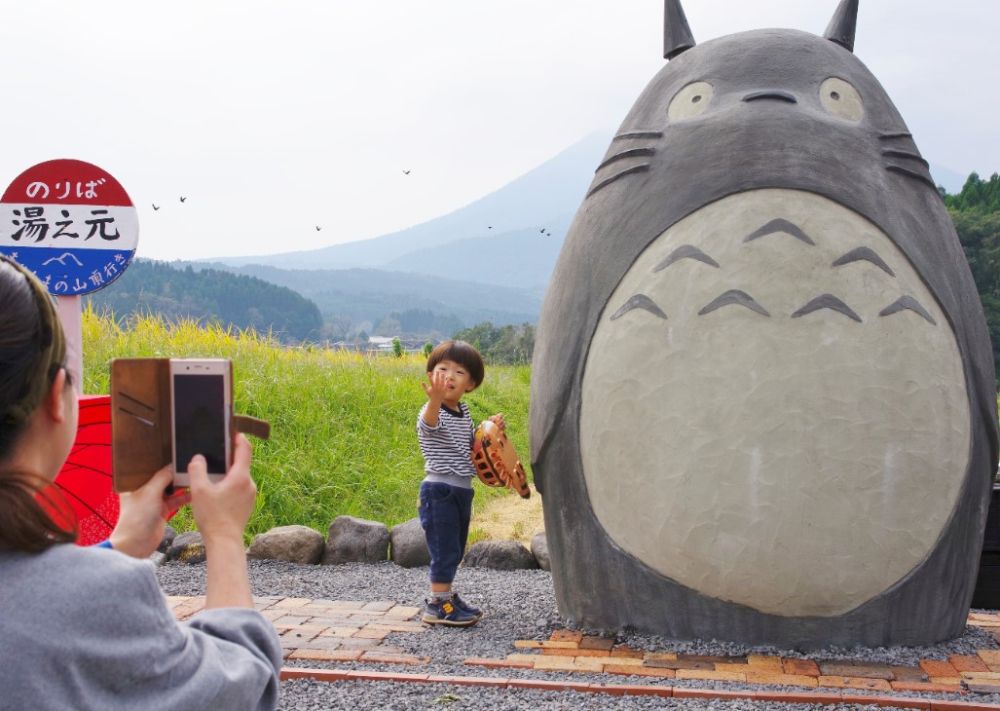 Life-size Totoro statue, Takaharu Town, Miyazaki Japan - My Neighbor Totoro location