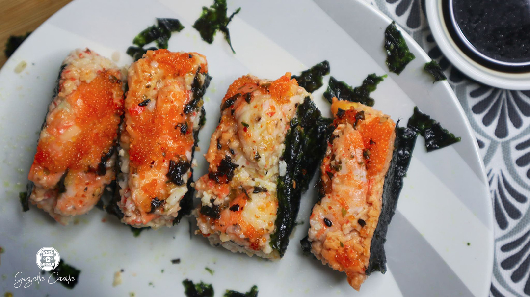 This sushi bake is generously topped with prawns! 4 sushi bake 2