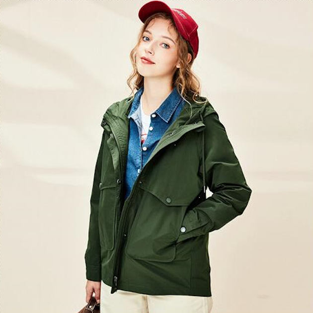 Going shopping? Here are some stylish pieces to add to your closet 3 Raglan Sleeves Jacket
