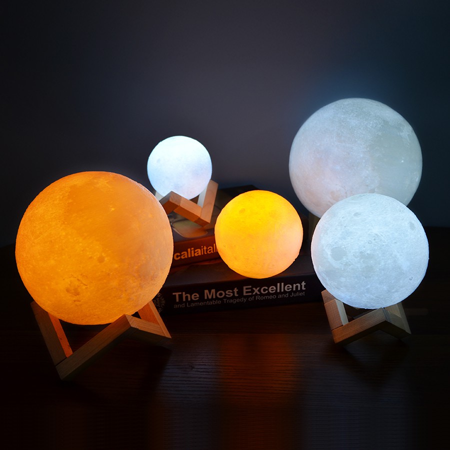 Moon Lamp 3