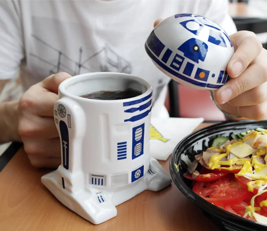 R2 D2 Covered Mug