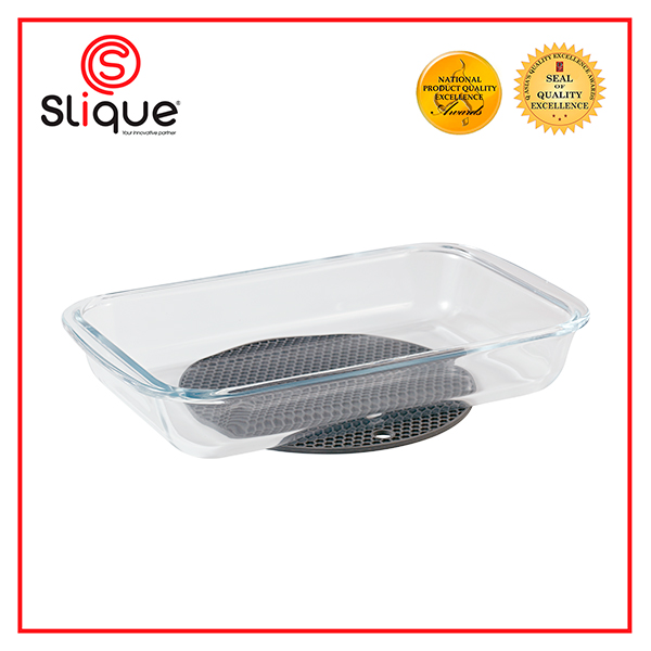 7 Must-Have Microwave Oven Accessories for People Who Love to Bake 1 bake gifts 1 glass dish