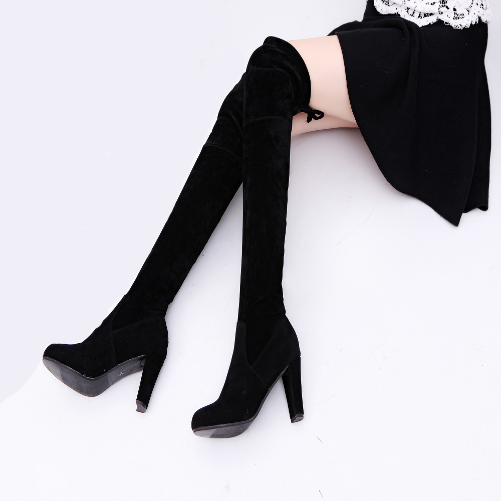 9 Fashion Items to Help You Get That E-Girl Aesthetic 3 boots1