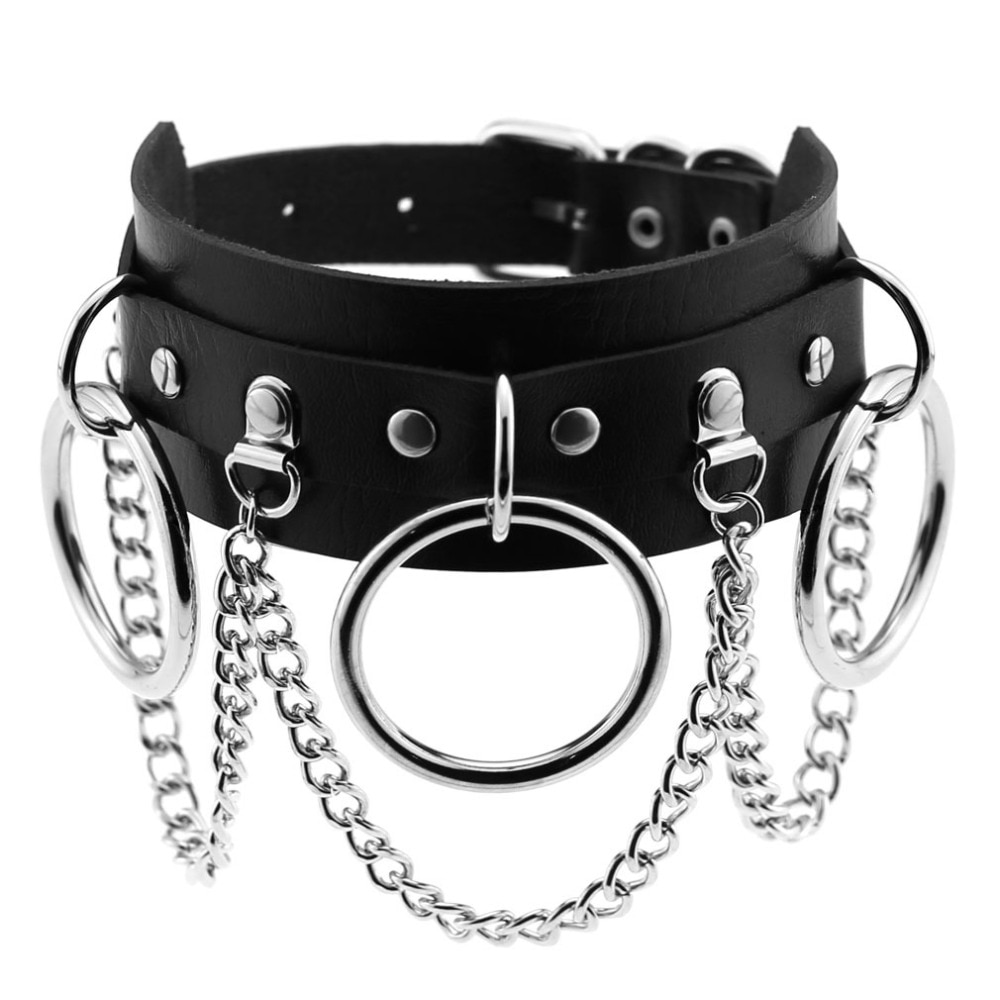9 Fashion Items to Help You Get That E-Girl Aesthetic 4 chainchoker1