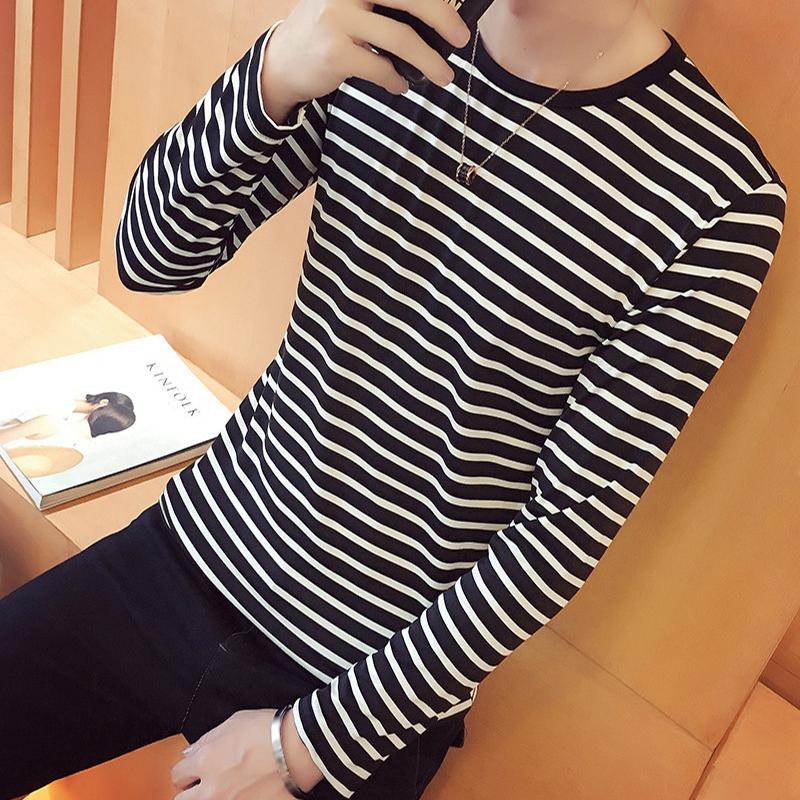 9 Fashion Items to Help You Get That E-Girl Aesthetic 8 stripedtee1