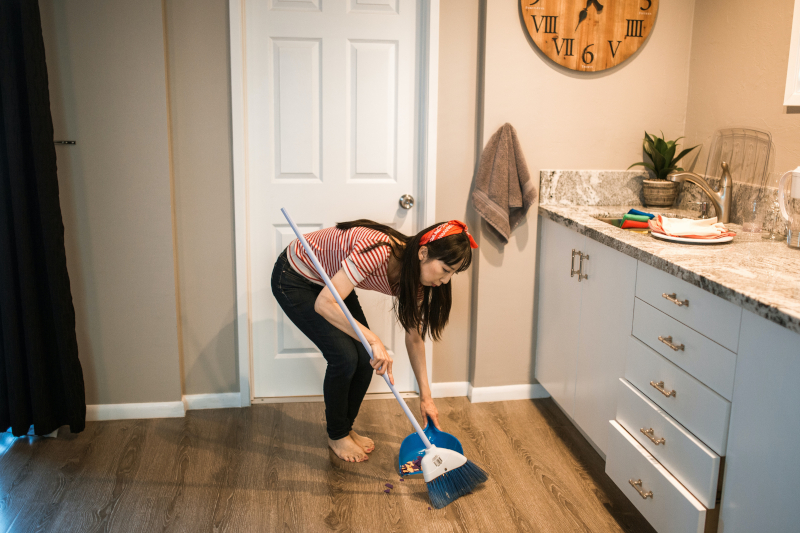 declutter fix tidy up clean broom bathroom kitchen bedroom house cleaning