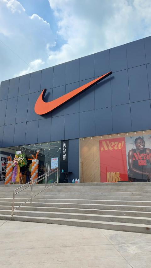 Nike Factory Store Valenzuela 2