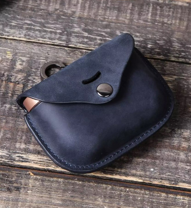 leather airpodscase
