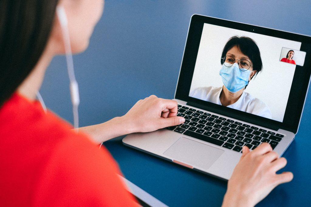 Crowdfunding Platform Provides Free Unlimited Medical e-Consultation to Filipinos For 2022 1 pexels anna shvets 4225920
