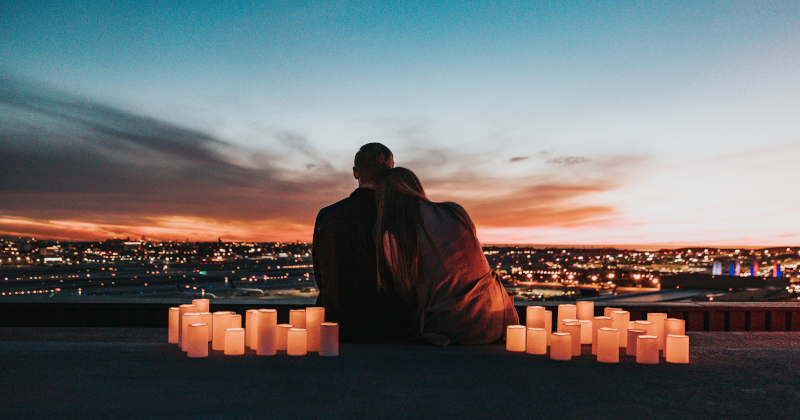 couple love honeymoon sunset stargazing