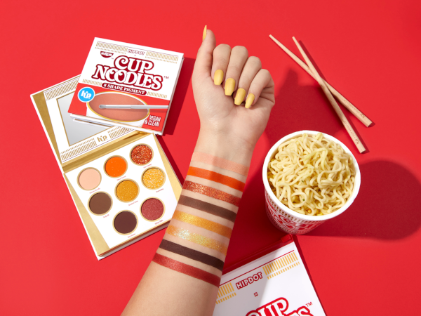 hipdot cup noodles eyeshadow