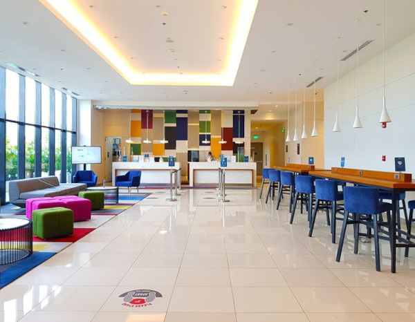 park inn by radisson north edsa lobby