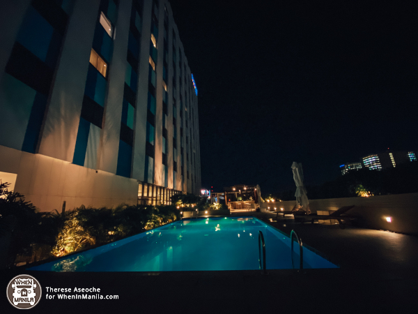 when in manila park inn north edsa pool